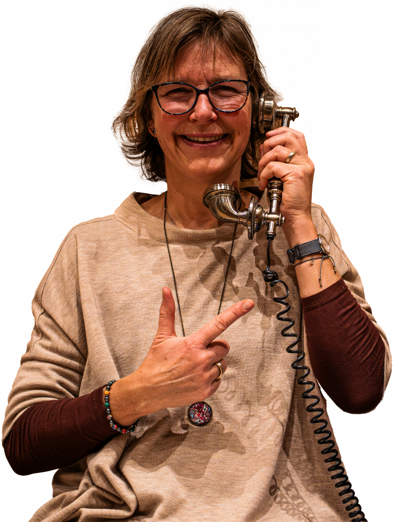 Christine am Telefon!